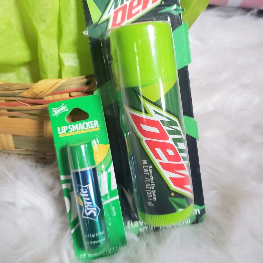 Lipsmacker 'Humungous' Mountain Dew Jumbo & BONUS reg. size!